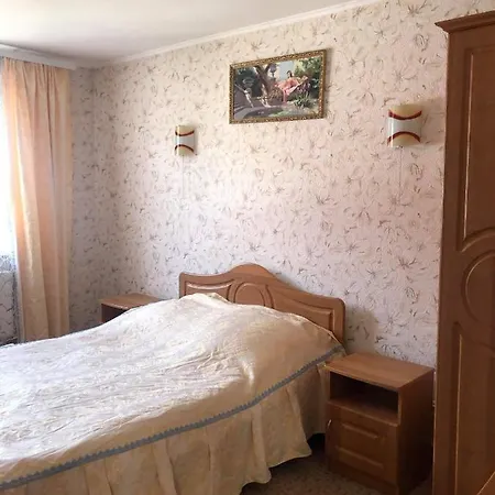 диво квітка Apartment Tatariv