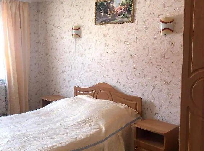 диво квітка Apartment Tatariw